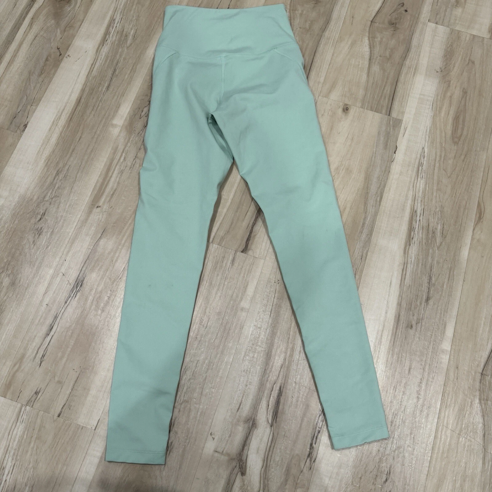 girlfriend-collective athletic leggings