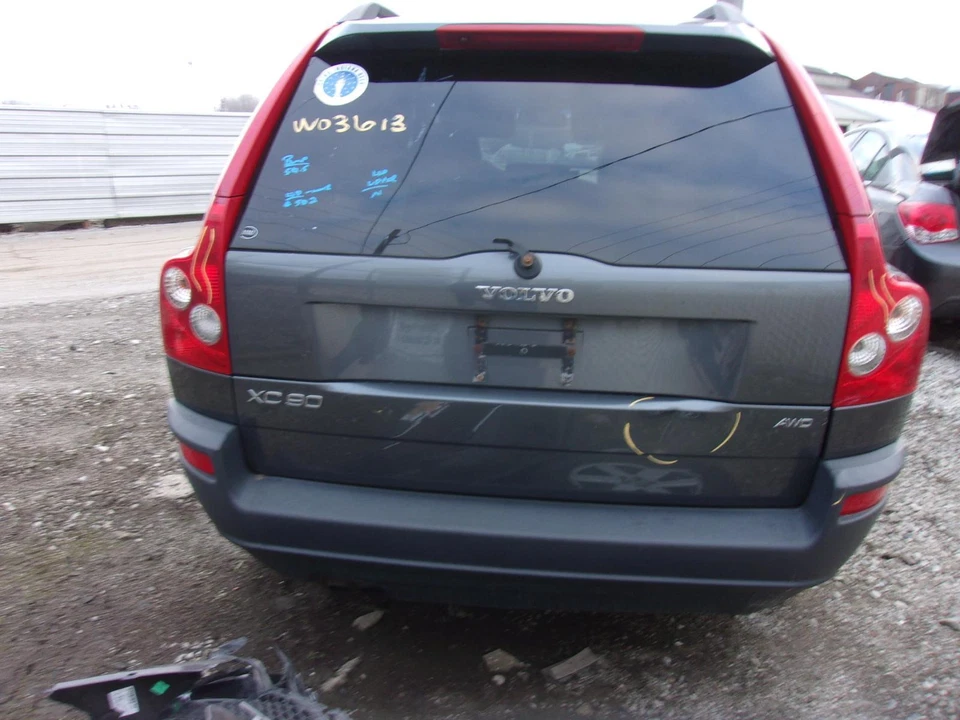 Cilindro maestro de freno usado se adapta a: Volvo XC90 2006 grado A Foto 4 de 4