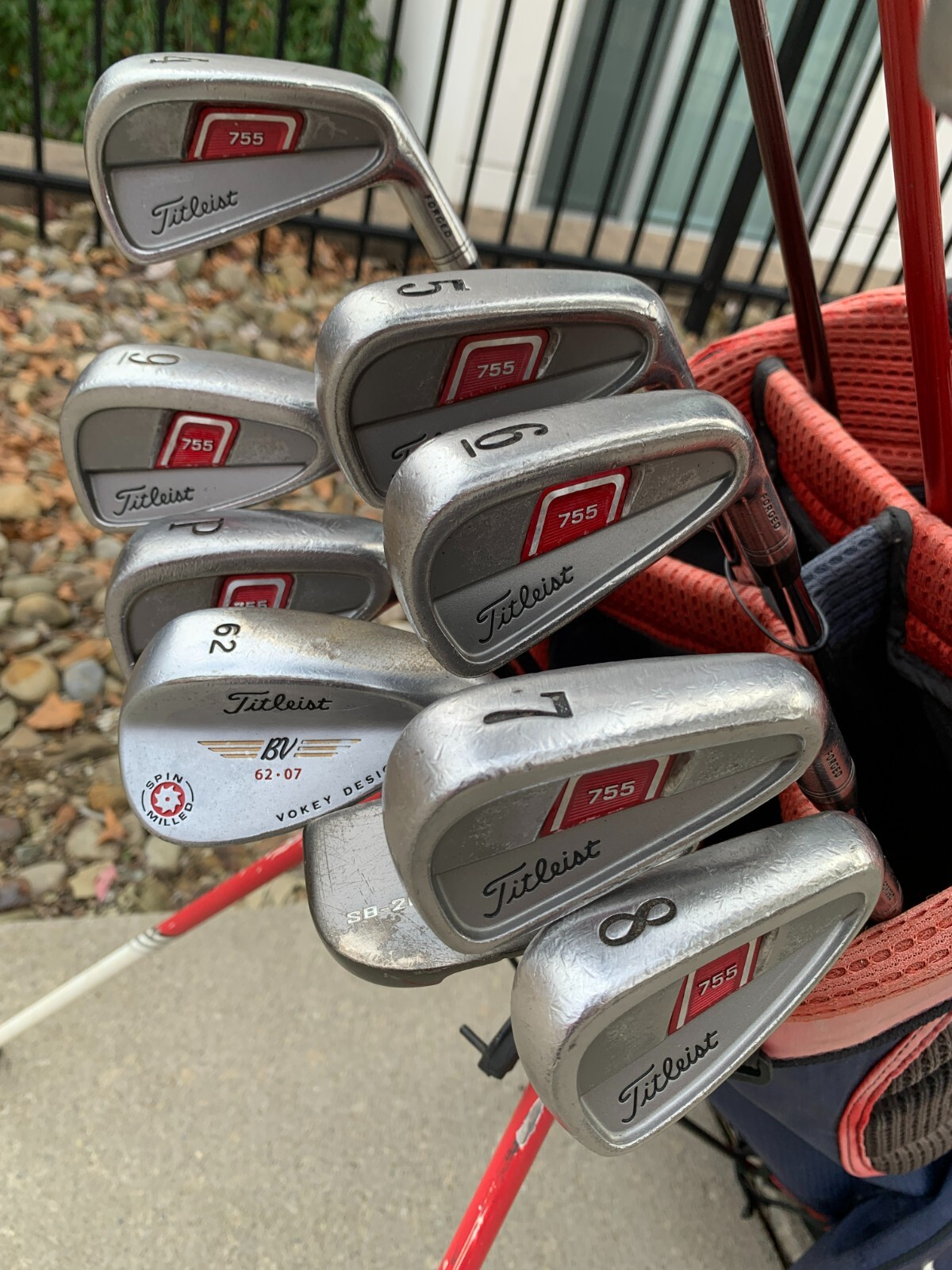 Complete Set of Titleist Golf Clubs + Bag eBay