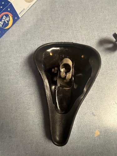 Vintage Persons Bicycle Seat Saddle USA - Picture 4 of 6