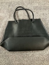 Jones New York Signature Handbag Tote Black Large Classic Leather Good Condition
