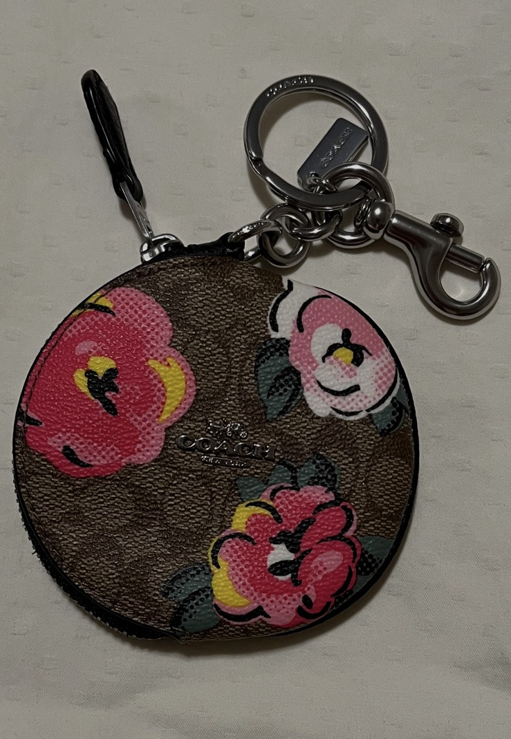 小物 COACH Signature Pink Coincase Keyring COACH ROUND ZIPPERED COIN CASE/KEY CHAIN LOGO FLOWERS ROSE PINK