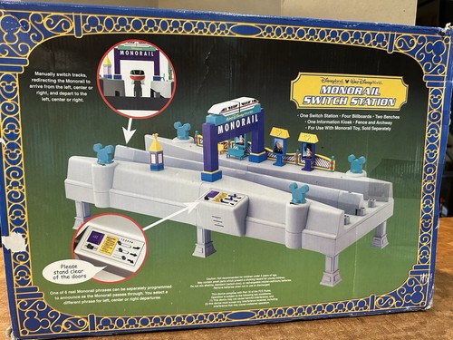 Walt Disney Monorail Switch Station Theme Park Exclusive Tested & Working - Picture 19 of 23