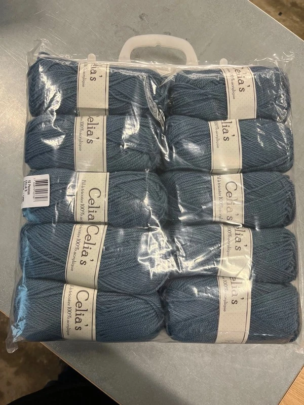 Lot 10 Pelotes de Laine Celia's Bleu Jeans - Photo 1/1