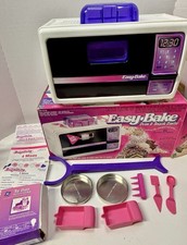 Vintage 1997 Easy Bake Oven  Snack Center w/ Accessories  Original Box Hasbro