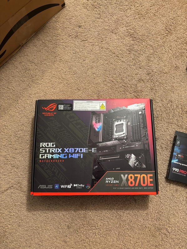 ASUS ROG STRIX X870E-E GAMING WIFI 7 AMD AM5 X870 ATX motherboard DDR5