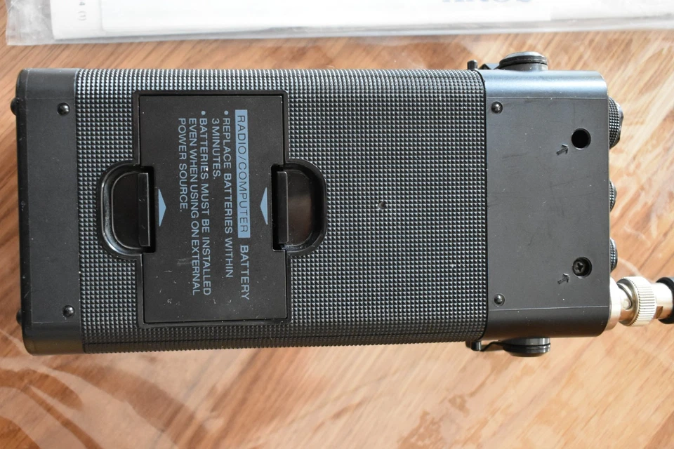 Sony Air-8 PSB AIR FM AM 4-Bands Scanner Radio aus Nachlass - Bild 4 von 4