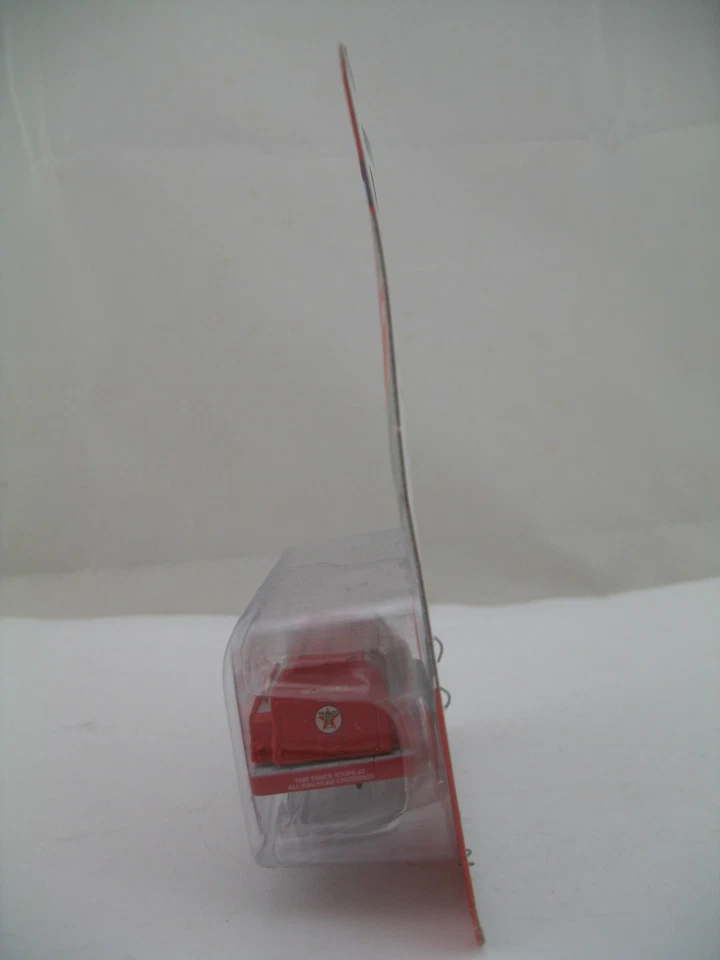 Mini Metals HO Model 30346: 41/46 Chevrolet Tank Truck, Texaco - Image 3 of 4