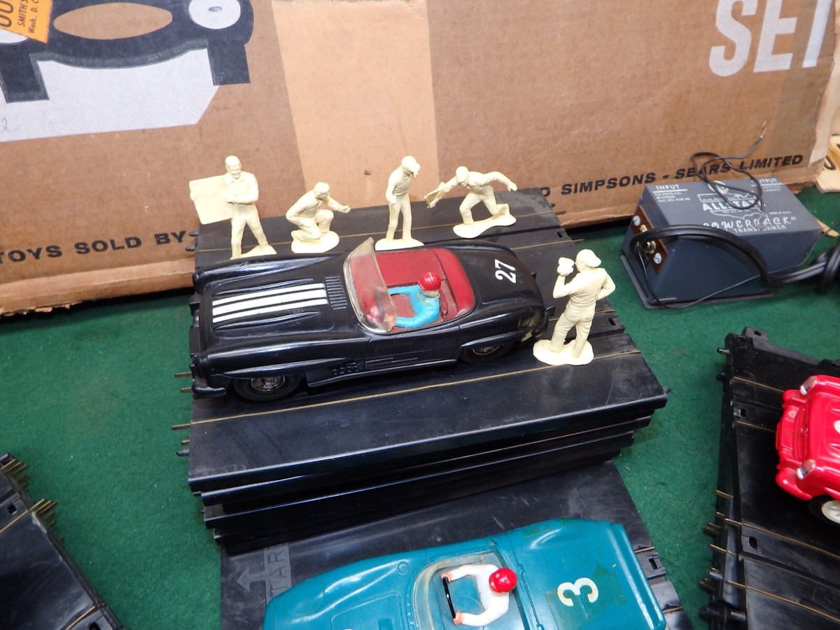 Vintage Sears Auto Road Racer Set Marx CARS Slot Cars