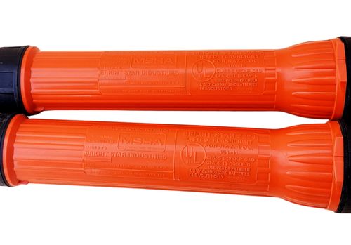 2pc Bright Star worksafe Model 2224 Waterproof Safety Flashlight 3 D Open Box. - Picture 4 of 8