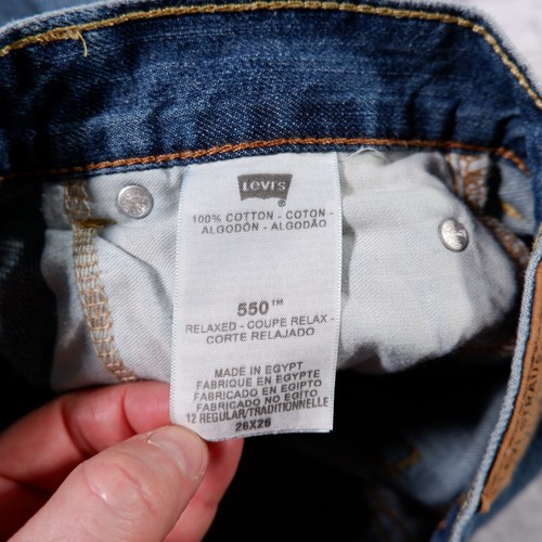 Levi's 550 Kids Sz 12 Reg Medium Wash Relaxed Fit Blue Jeans 26 x 26 - Picture 4 of 11