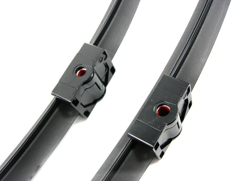 JUEGO LIMPIAPARABRISAS DELANTERO BMW E90 E91 SERIE 3 NUEVO 325I 328I 330I BOSCH Foto 4 de 4