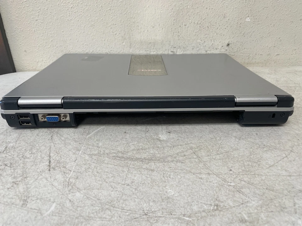 Portátil Everex Step Note NC1610 modelo VA250E Foto 4 de 4