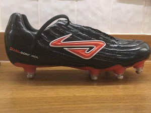 nomis soccer boots