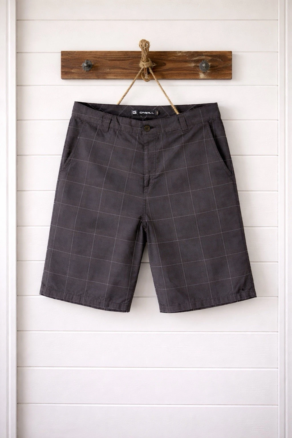 O'neill Lightweight Quick Dry Shorts Mens 36 Dark Gray Plaid Skater Surfer EUC
Opens in a new window