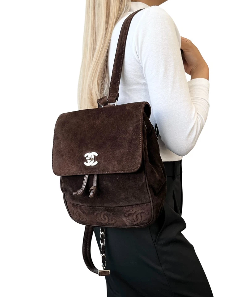 Mochila CHANEL Vintage Marca CC Logo Bloqueo Giratorio Puntada Marrón Plata Gamuza Foto 3 de 4