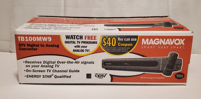 Magnavox (TB100MW9) DTV Digital To Analog Converter Box w/ Remote Control