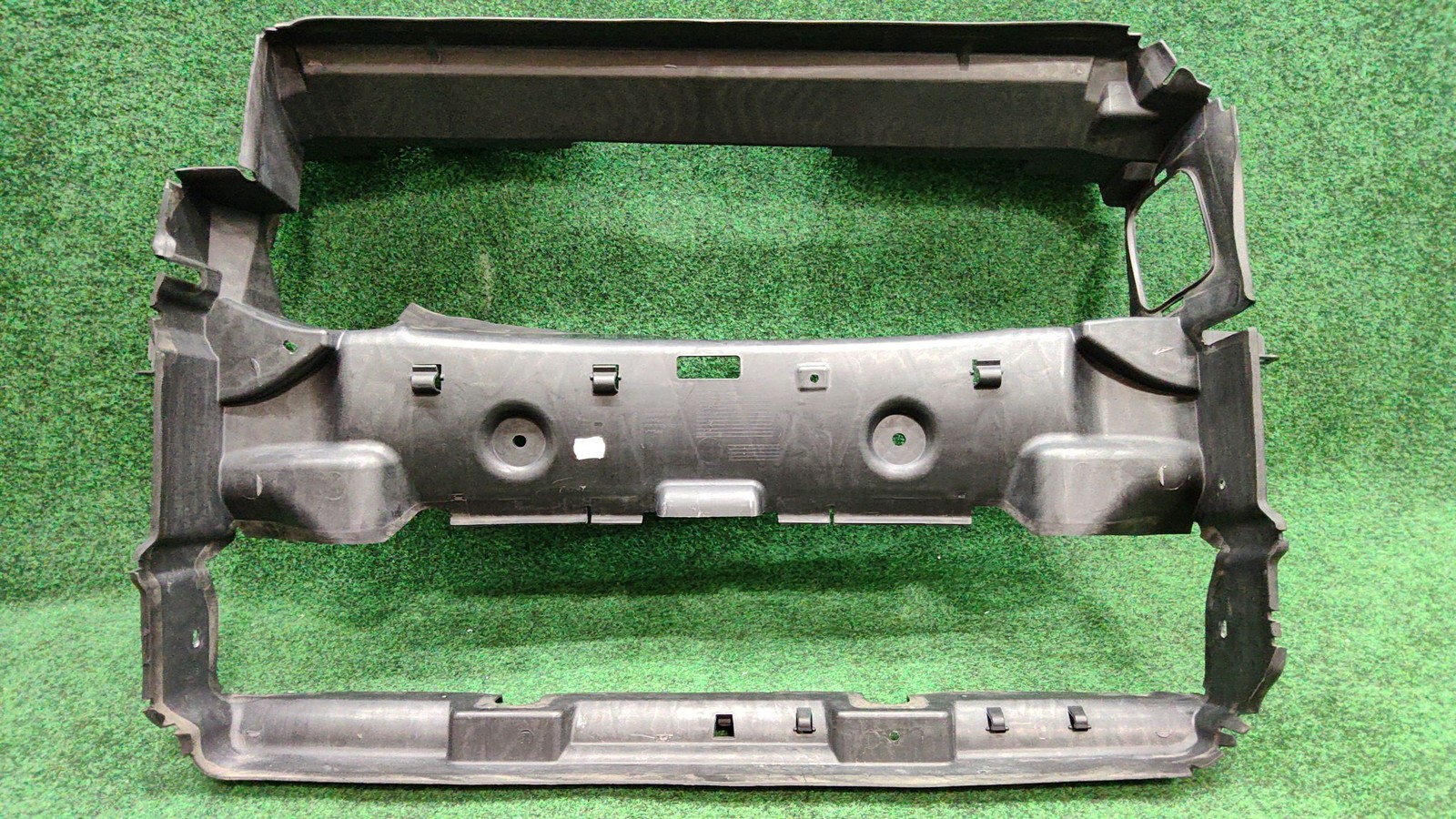2018-2022 BMW 330i Air Duct Radiator Cover Baffle OEM 51747455961