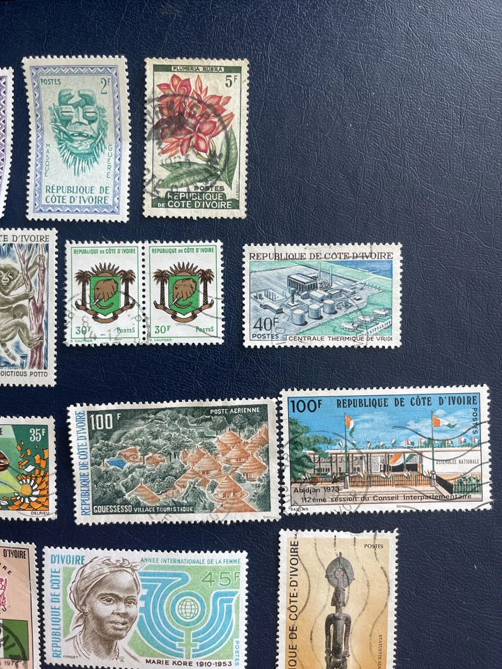 Cote De Ivore 1960-1977 24 Stamps , 1 Block Of 2, 1 Block Of 4, VF/XF - Image 3 of 4