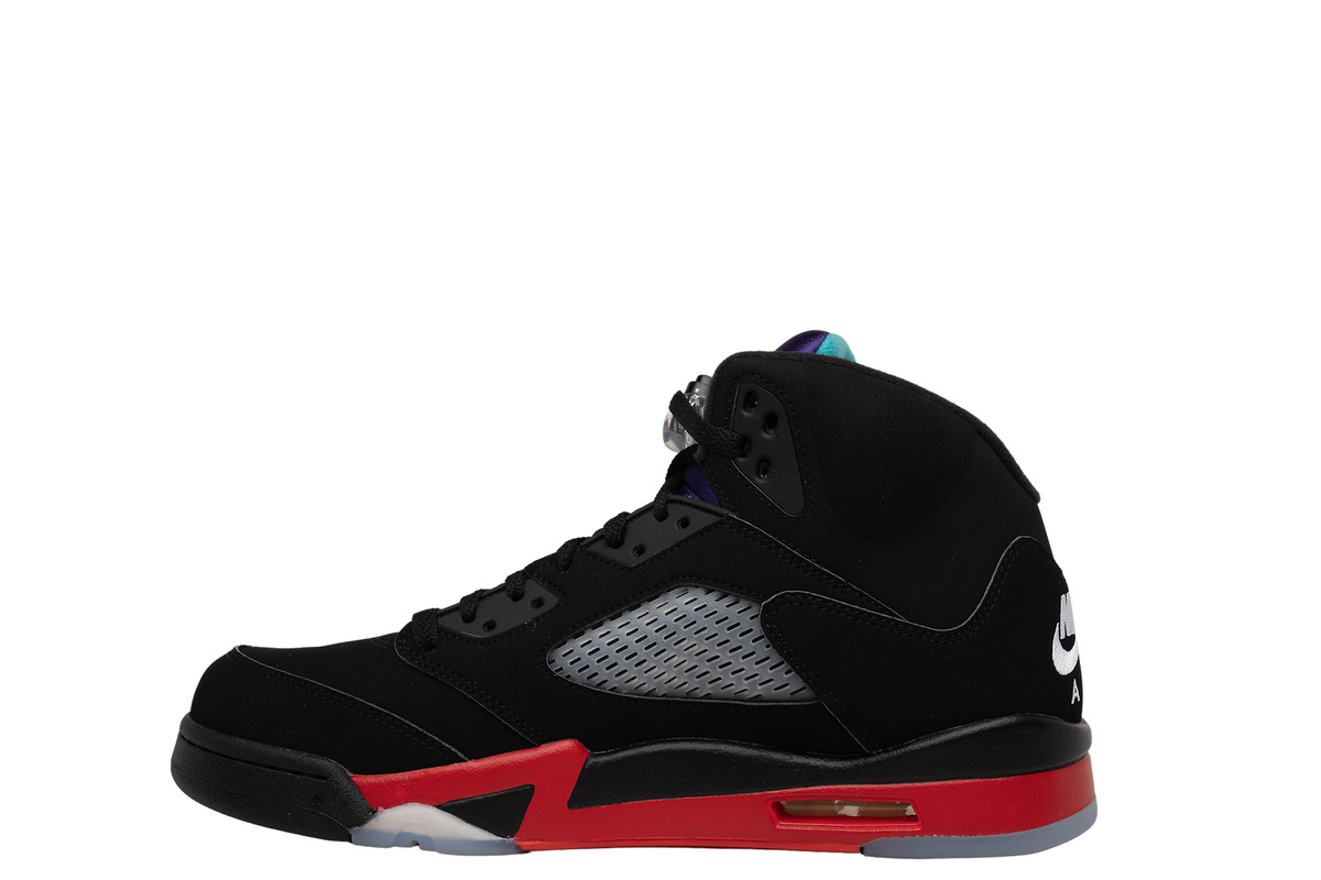 Preços baixos em Jordan 5 Retro Top 3 Black 2020 | eBay Preços baixos em Jordan 5 Retro Top 3 Black 2020 | eBay