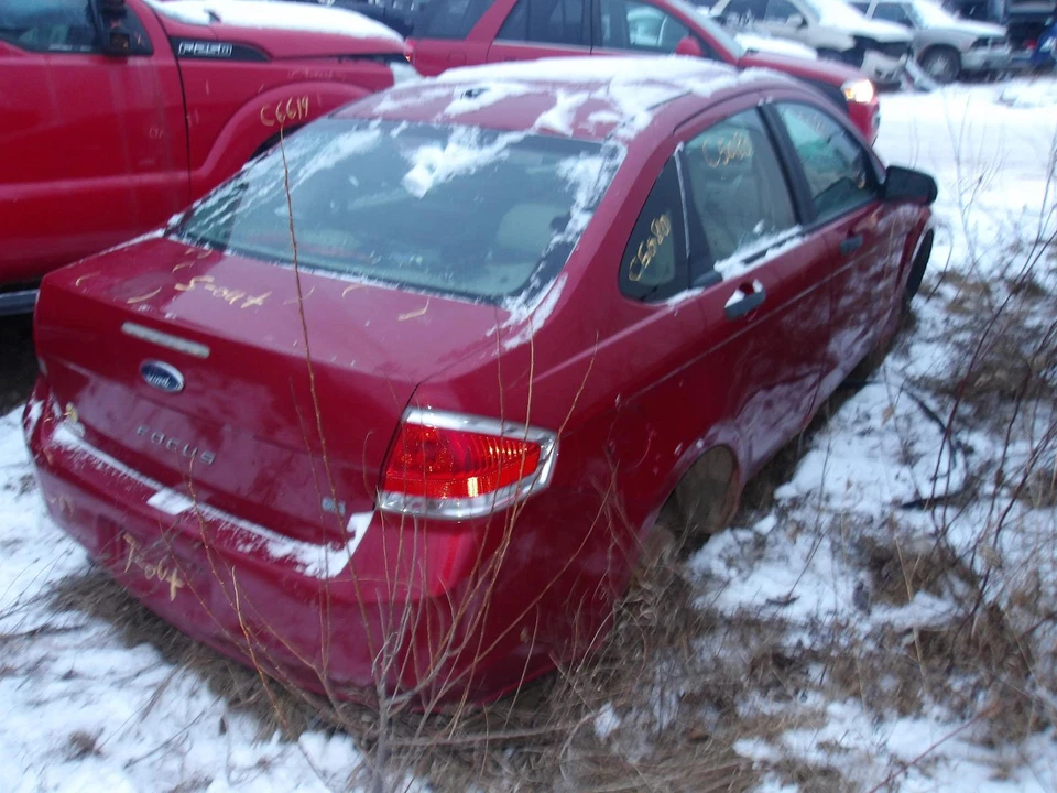 Used Engine Coolant Reservoir fits: 2010 Ford Focus  Grade A - Image 4 of 4