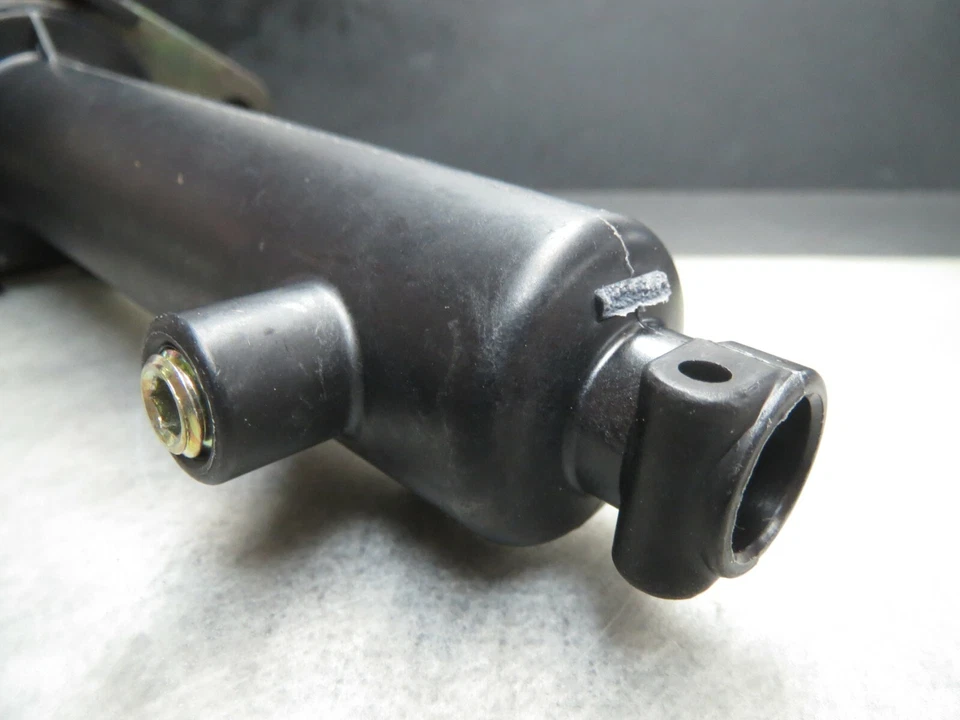 Cilindro esclavo de embrague para Jeep Cherokee 1994-2001 - Hecho en EE. UU. - ¡Envío rápido! Foto 3 de 4