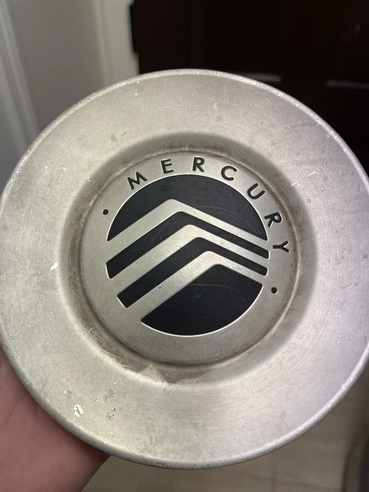 Tapa central de rueda Mercury Mountaineer 6L94-1A096-BC cubierta de orejetas ver todas las fotos Foto 2 de 4