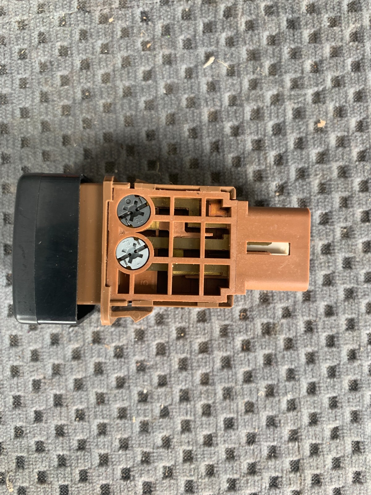 Picture 2 of 3