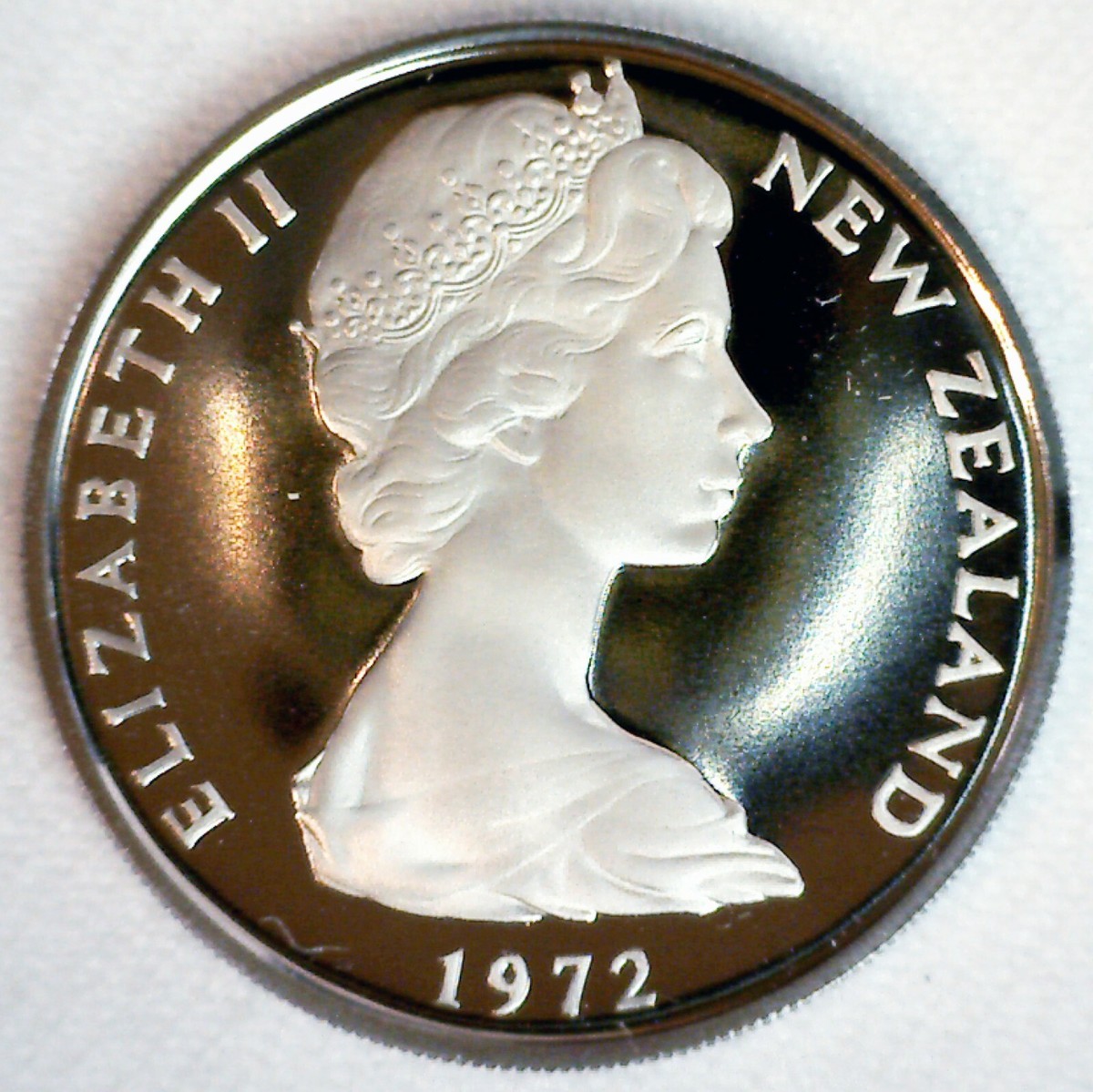 妖精の国Irelandから来た ＊まぁるい手鏡◯ 1972 New Zealand Copper Nickel 20 Cents Proof Coin Uncirculated