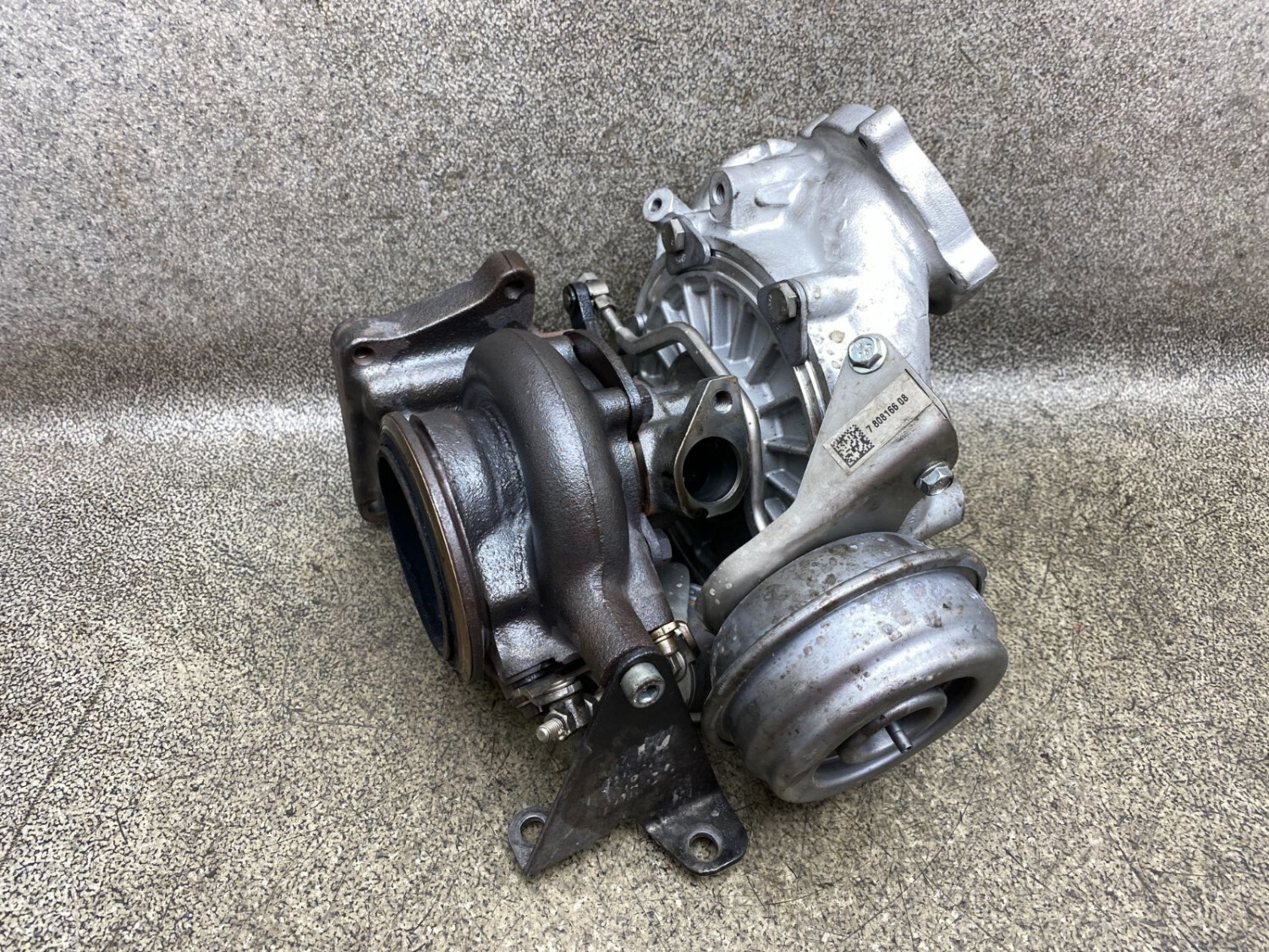 Turbolader 7808166 11657808166-08 219Tkm BMW 7er F01 740D 3.0 50系プリウス！オリジナル中間ストレートマフラー！