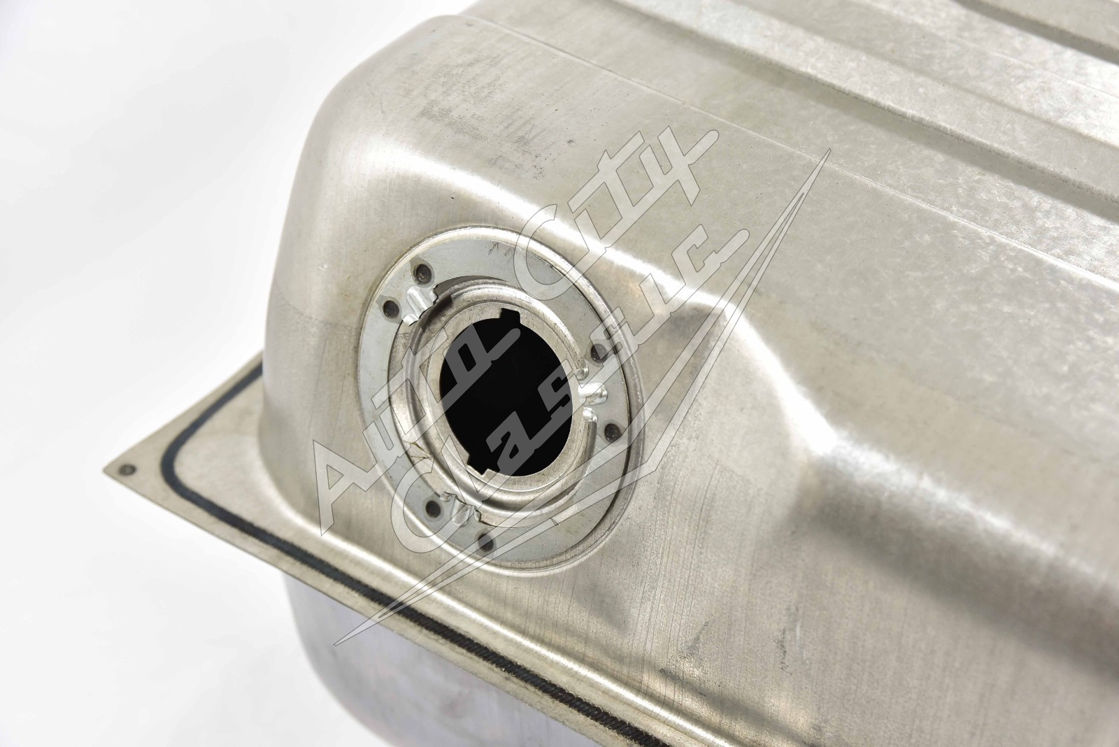 Gas tank kit for 71 Early 72 Challenger OE grade steel 3/8 Sender Strap Seal Pad