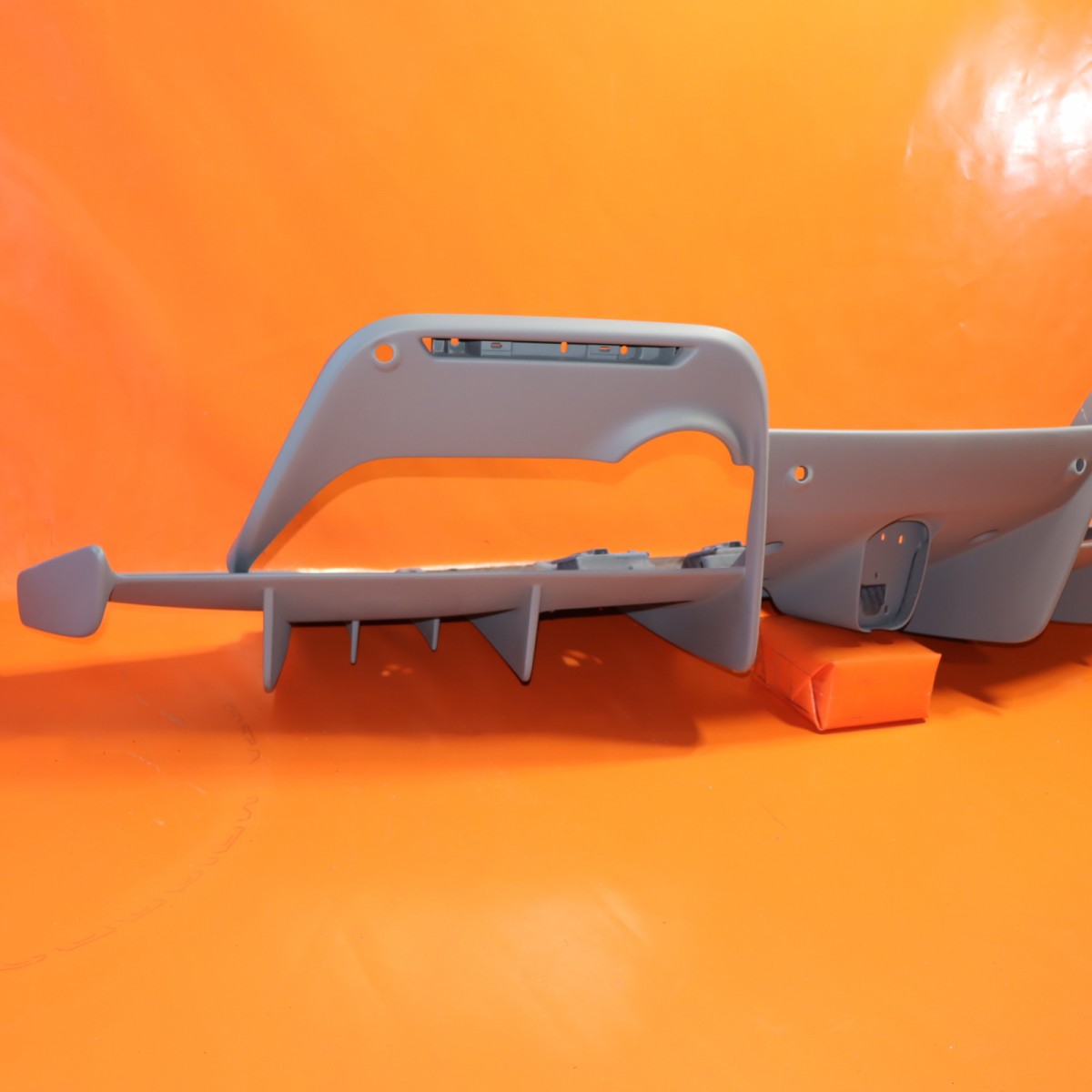 FERRARI 488 PISTA SPIDER DIFFUSER REAR VALANCE 2019 2020 796698 RECON OEM