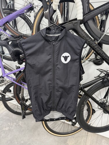 Blacksheep Cycling Wind Vest (Black/Small)