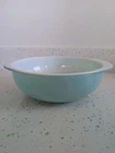 Vintage Pyrex 024 2qt Bowl  Teal Turquoise Aqua Robin Egg Blue Mixing  2 qt
