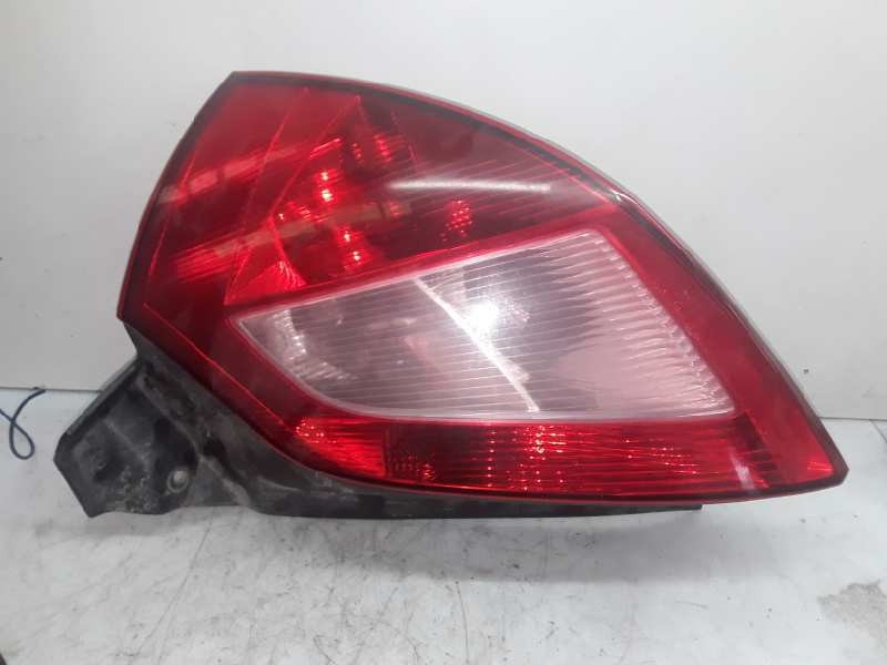 8200073237 right taillight Renault Megane II Sedan 3P 1.5 2002 1166815