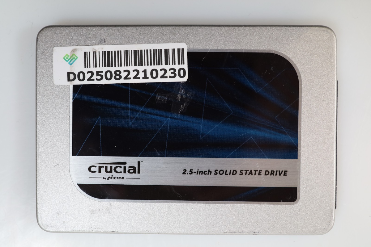 Crucial MX300 CT525MX300SSD1 525GB 2.5