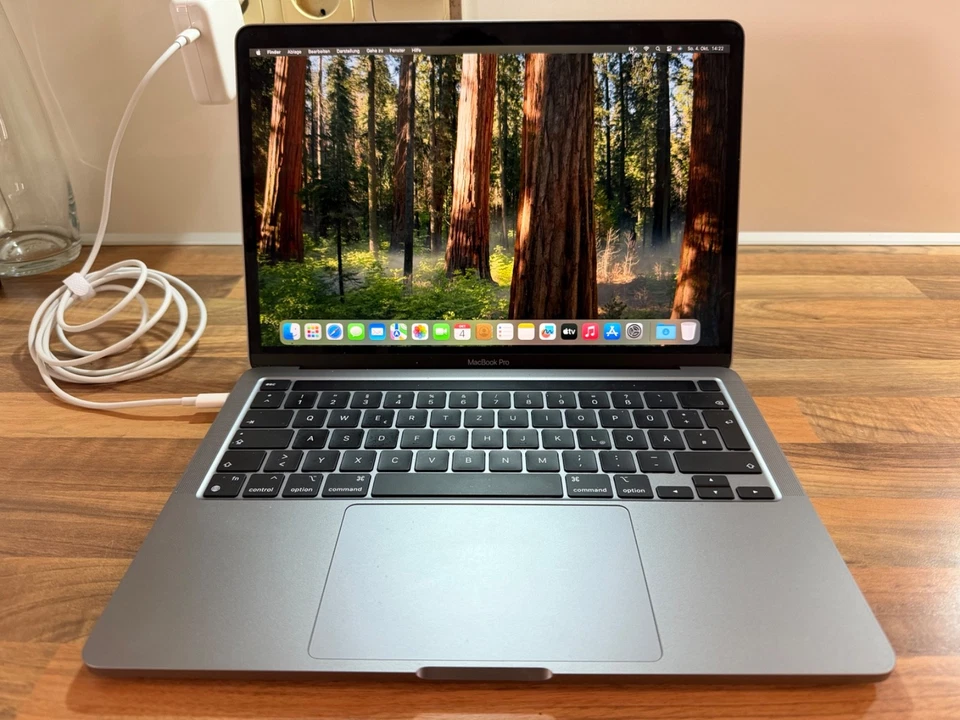 Apple MacBook Pro 13" M2 · 8GB · 256GB, Foto 1 von 5