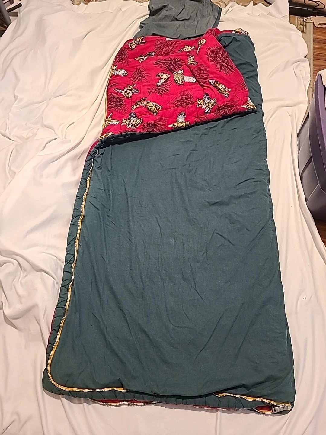 Vintage Hirsch-Weis White Stag Sleeping Bag Green w/ Red Flannel Camping Birds