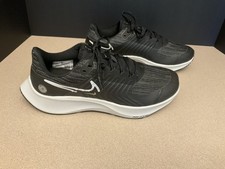 New Womens Nike Air Zoom Pegasus 38 Shield Running Shoes. Size 10. Nice
