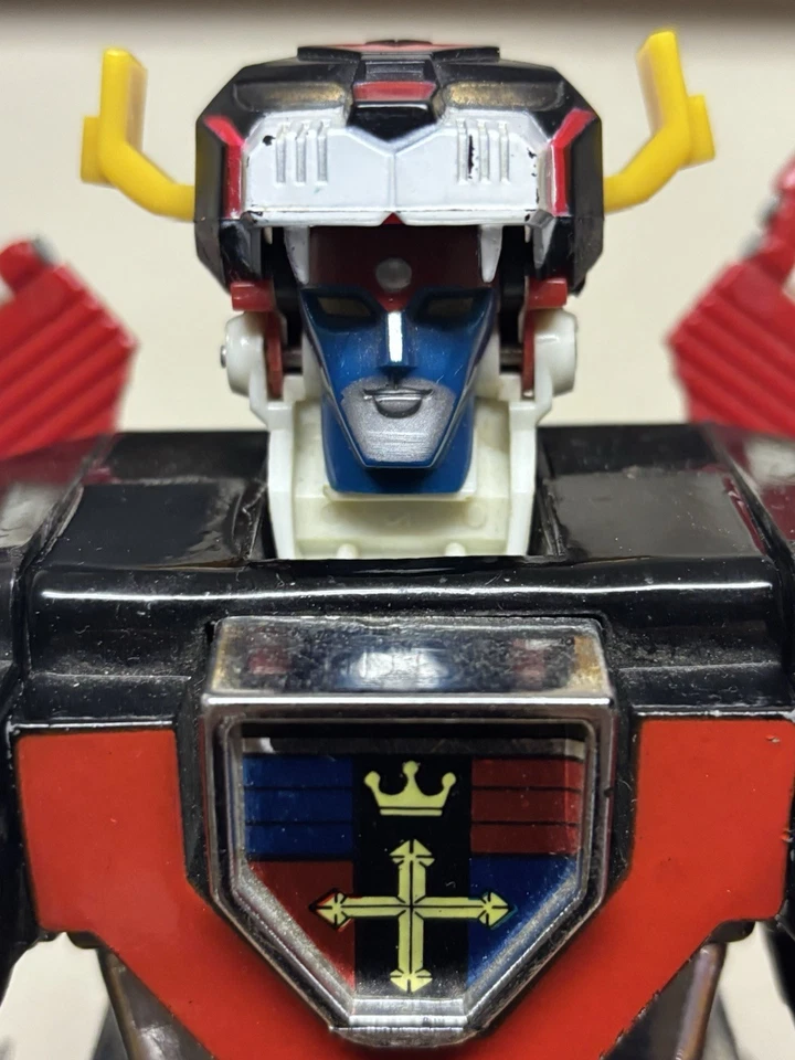 Vintage 1981 Die Cast Voltron GB-36 Y&K Japan Near Complete W/ Sword + Parts WOW - Image 2 of 4