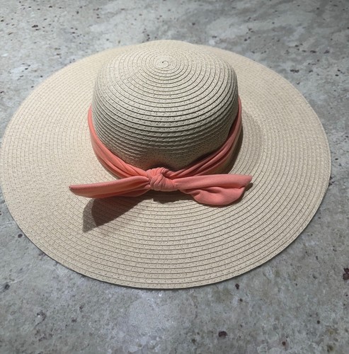 Old Navy Wide Brim Sun Hat with Hat Clip for Travel and Decorative Band (L/XL) - Picture 4 of 8