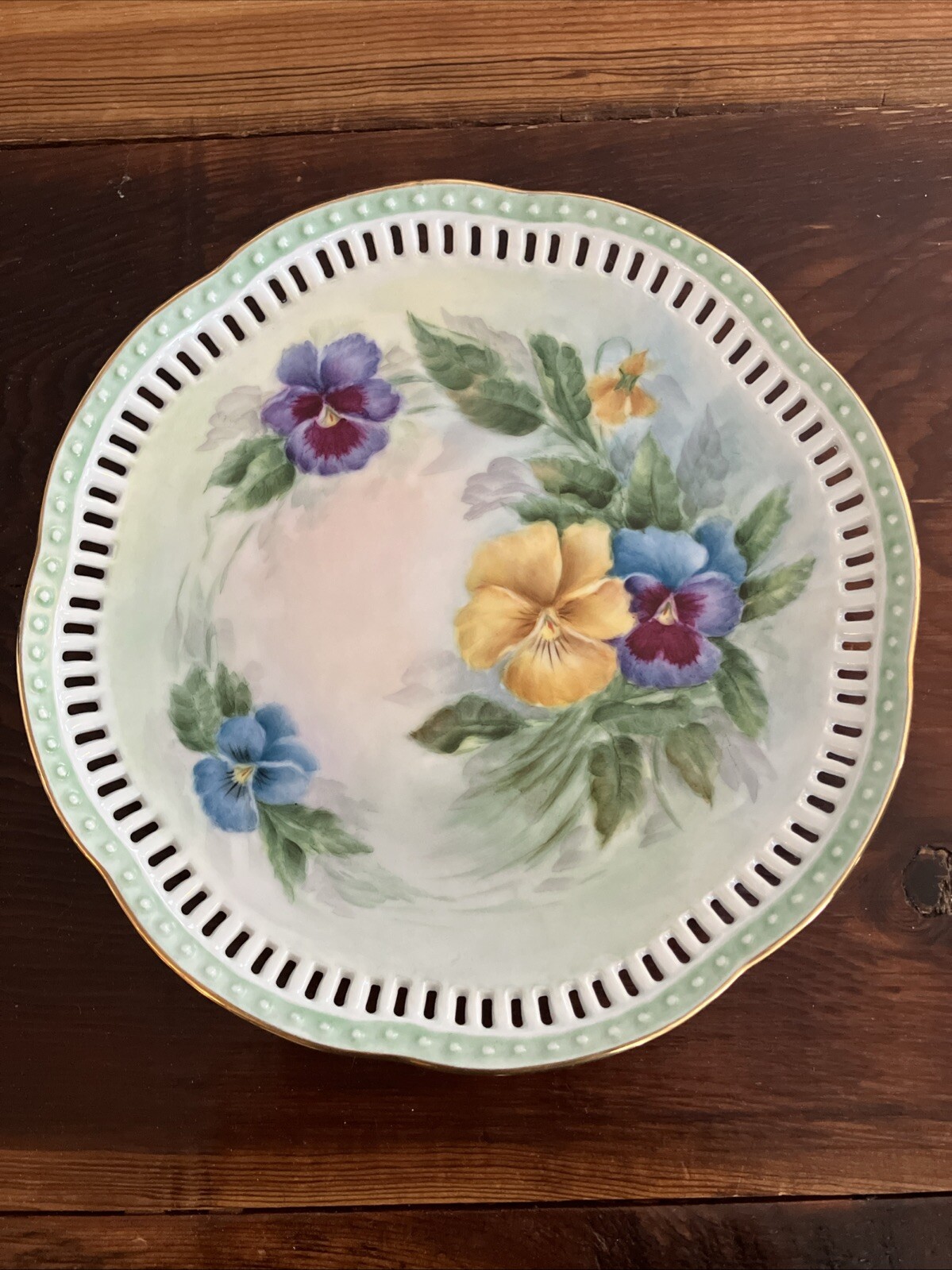 Vintage Hand-Painted Reticulated Wall Plate with Gold Edge and Floral Design for Timeless Decor