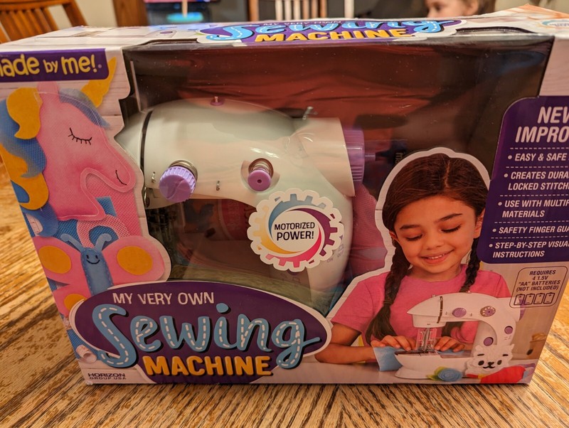 MADE by ME! My Very Own Sewing Machine 8+ yrs Arts & Crafts Easy & Safe For Kids