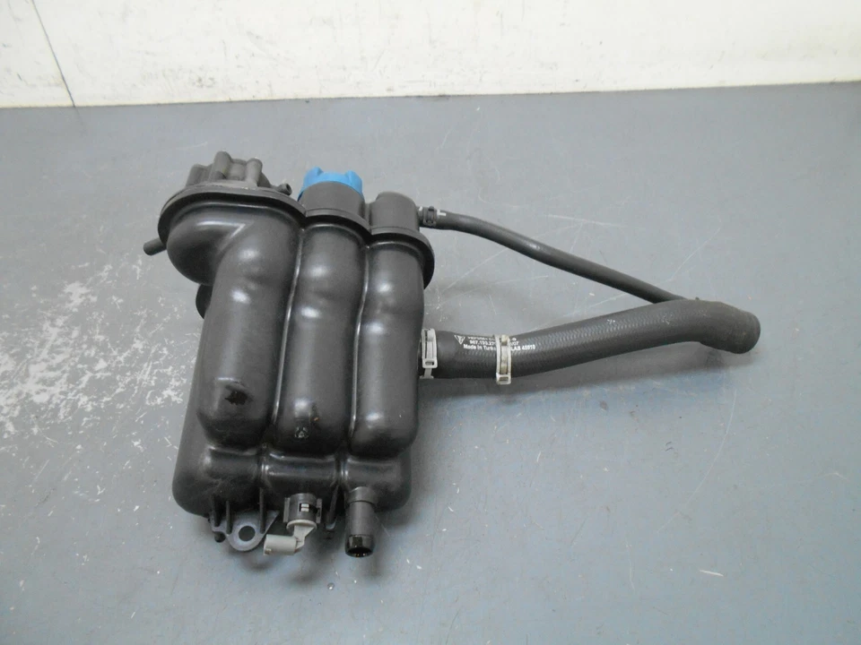 Reservatório de líquido de arrefecimento 2008 07 08 Porsche Cayman S DE1 #1502 F6 - Imagem 3 de 4