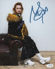 Aimee Lou Wood Sex Education Signed Autograph 8x10 Photo