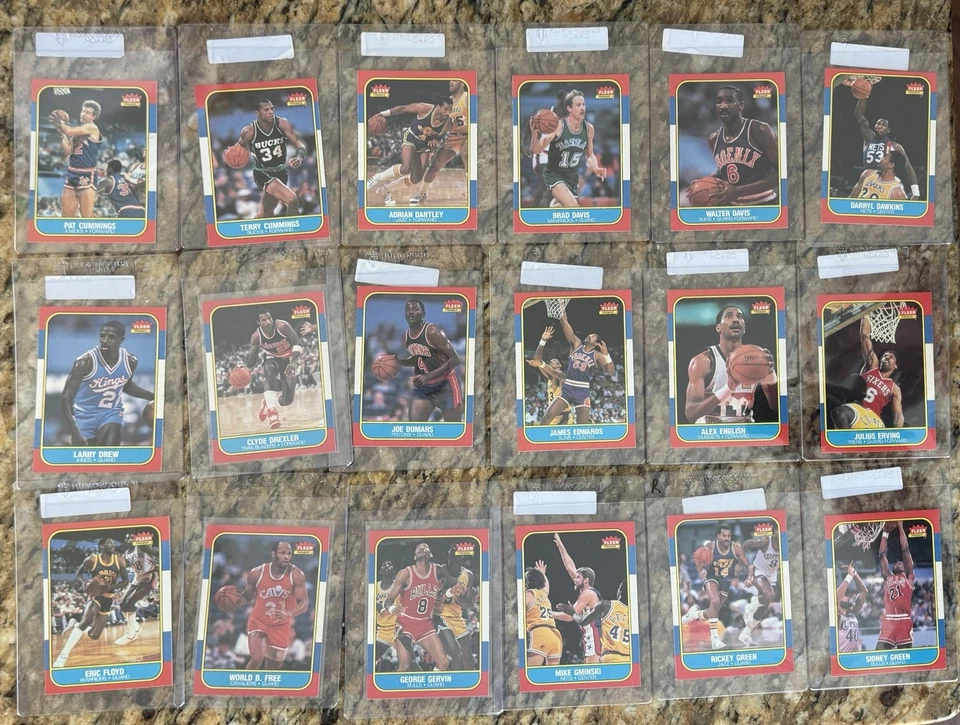 Juego casi completo de baloncesto Fleer 1986 141/143 con pegatinas sin Michael Jordan RC Foto 3 de 4
