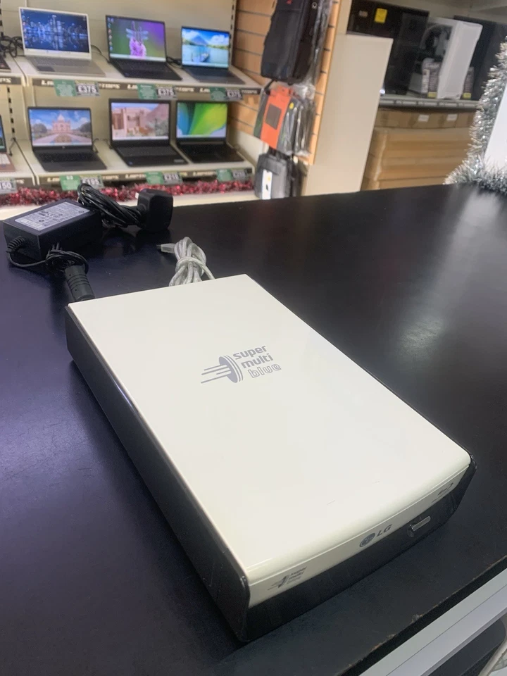 LG External Blu-ray Writer USB eSATA, Model BE06LU10 - Image 2 of 4