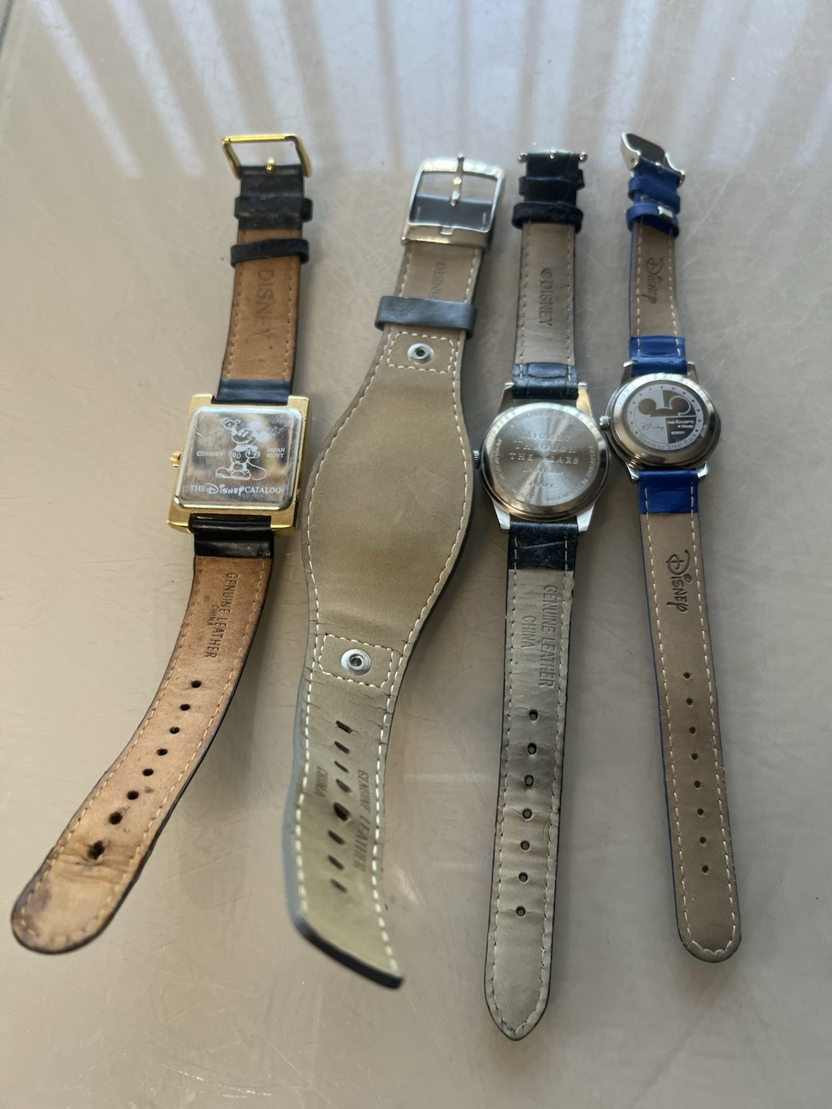 Assorted Disney watch collection includes Mickey … - image 20