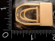 LK20123 NOS VINTAGE  CUT-OUT OVAL DESIGN  GOLDTONE FASHION BELT BUCKLE