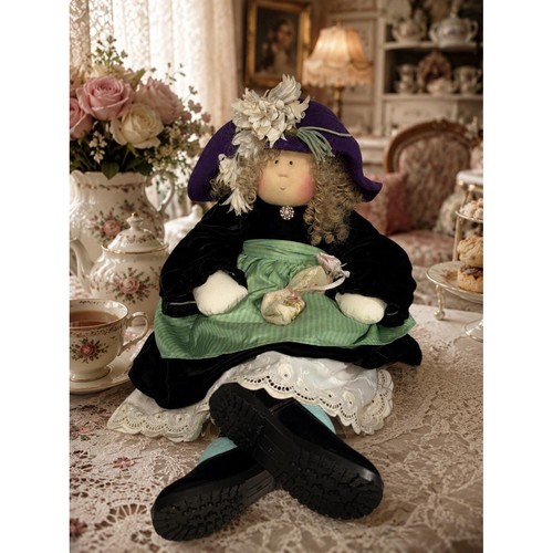 Little Souls Celine Doll Gretchen Wilson 2000 Handcraft Velvet Silk 24in Signed